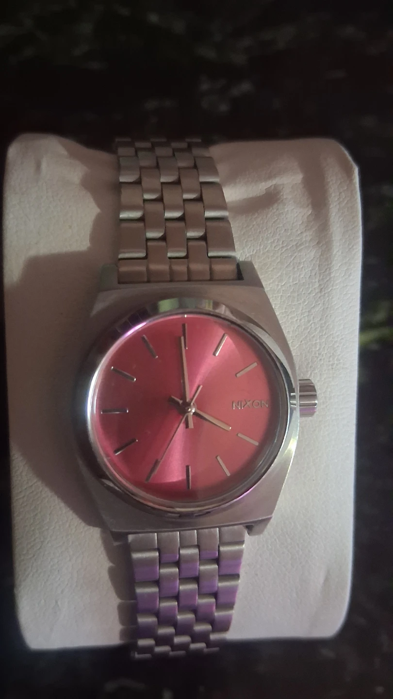 Nixon Watch - Red Dial