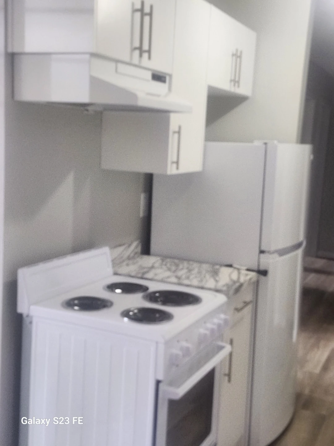 White Top-Freezer Refrigerator - photo 3