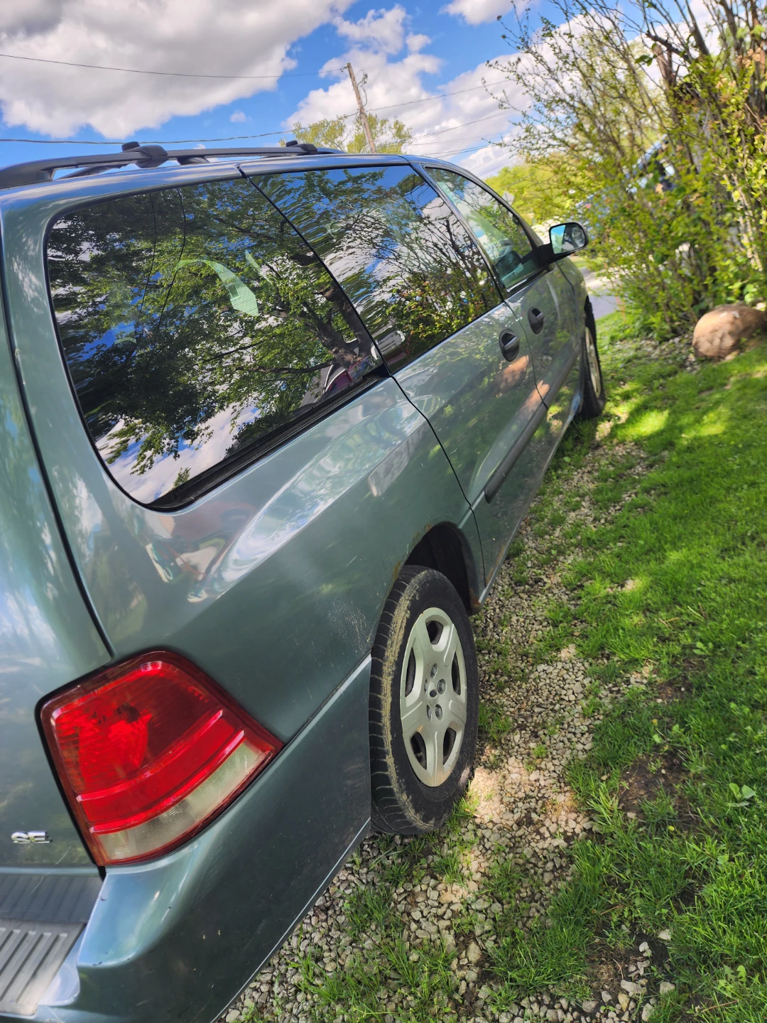 Ford Freestar Minivan - photo 4