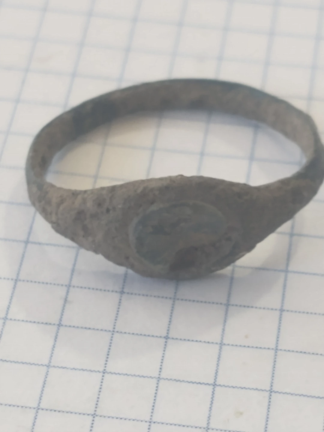 Neat Ancient Roman child's ring, circa 3rd century AD - photo 3
