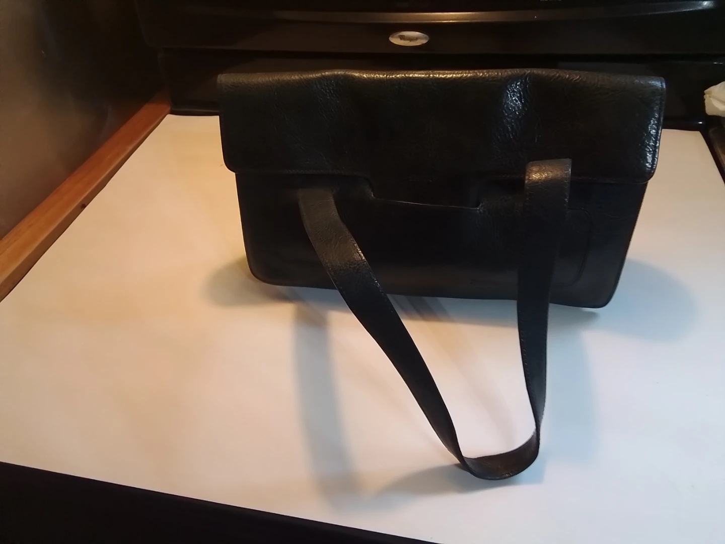 DKNY Minimalist East-West Leather Shoulder Bag - photo 4