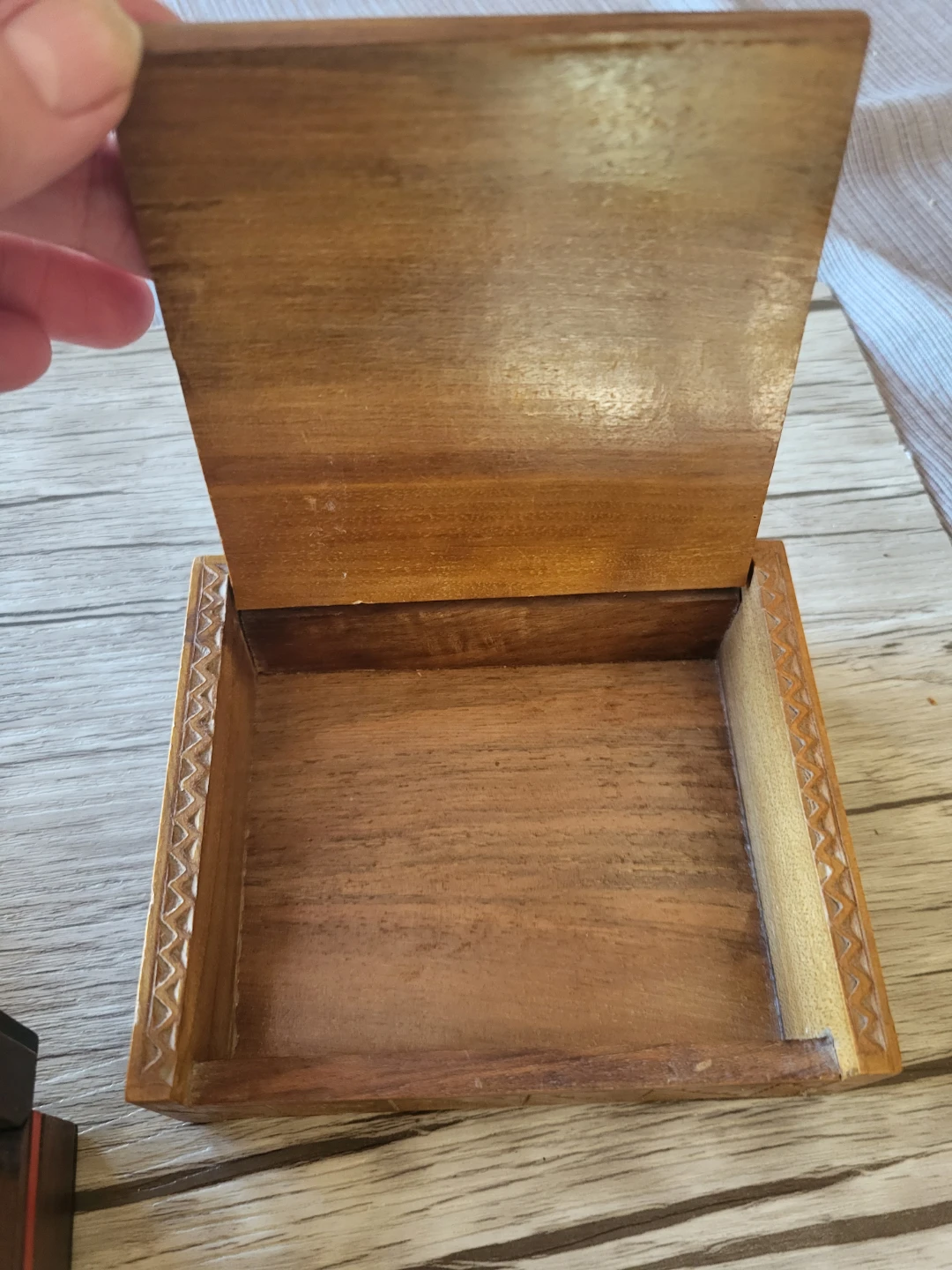 Carved Wooden Trinket Box - photo 3