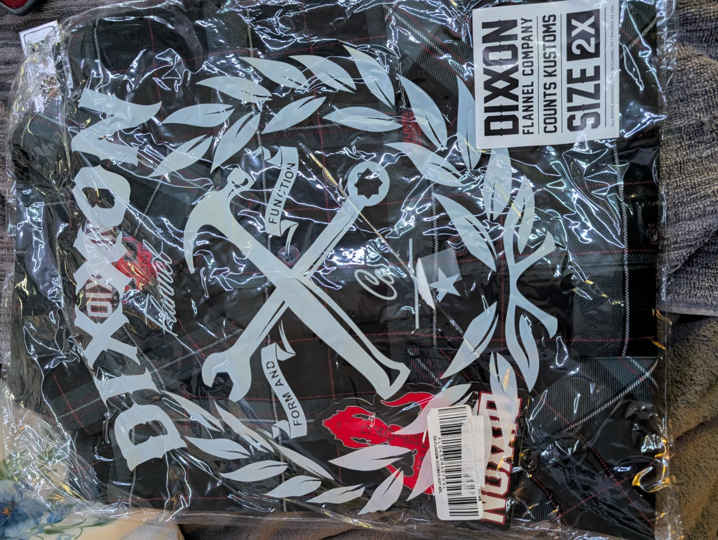Dixxon Flannel Company Counts Kustoms