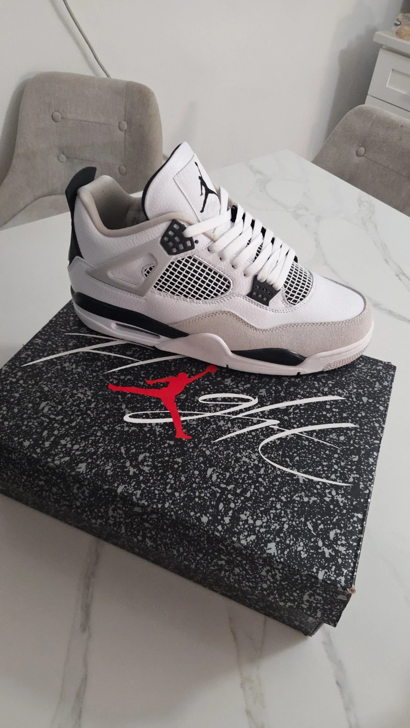Air Jordan 4 Retro White Cement Sneakers - photo 3