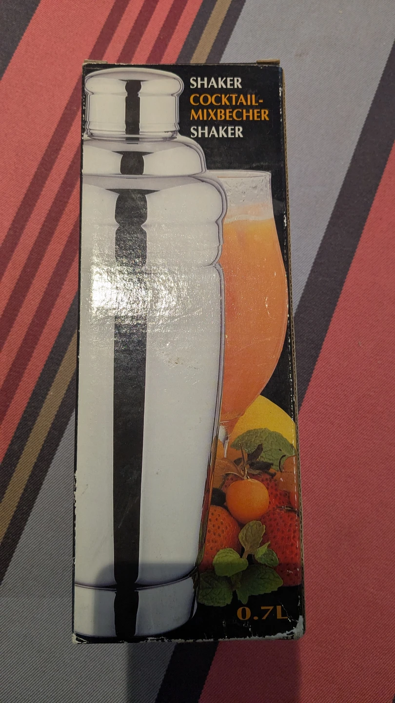 0.7L Stainless Steel Cocktail Shaker