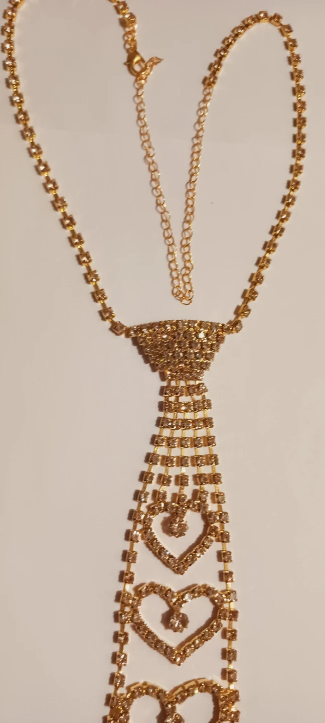 New !! Gold Tone Rhinestone Heart Tie Necklace - photo 3