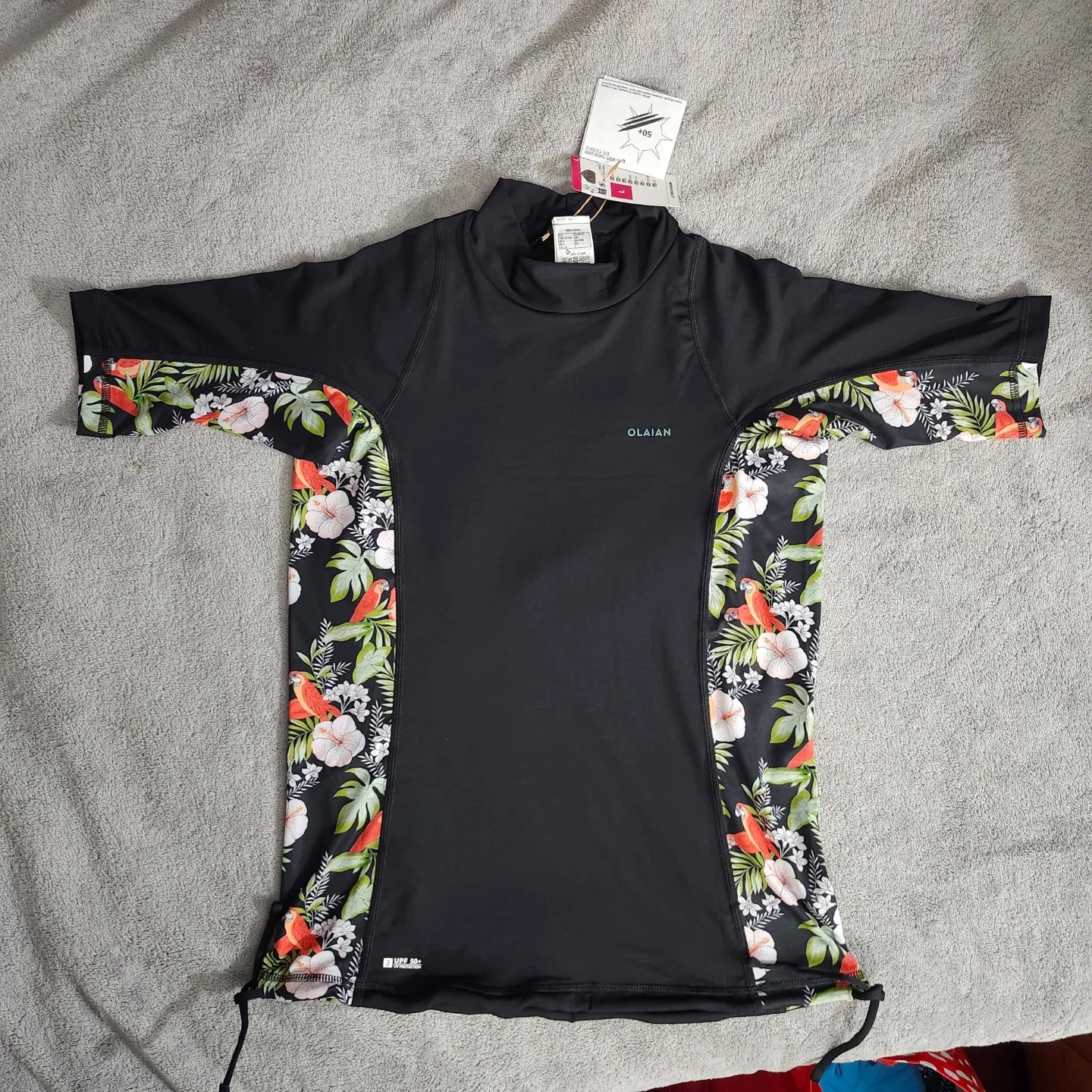 #L DECATHLON SHORT SLEEVE RASH GUARD. - photo 3