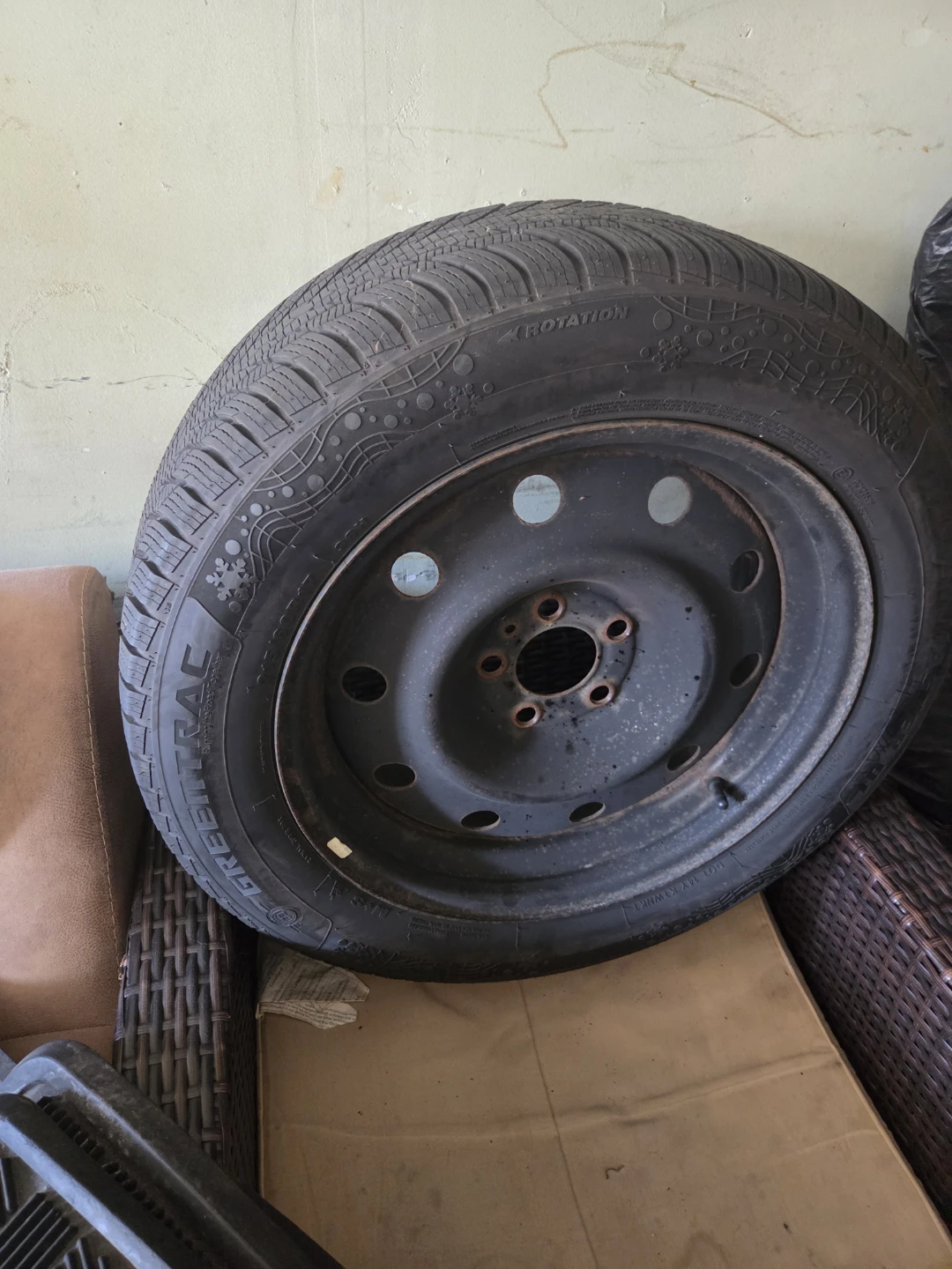 4 Winter Tire - 215/60R17 - photo 3