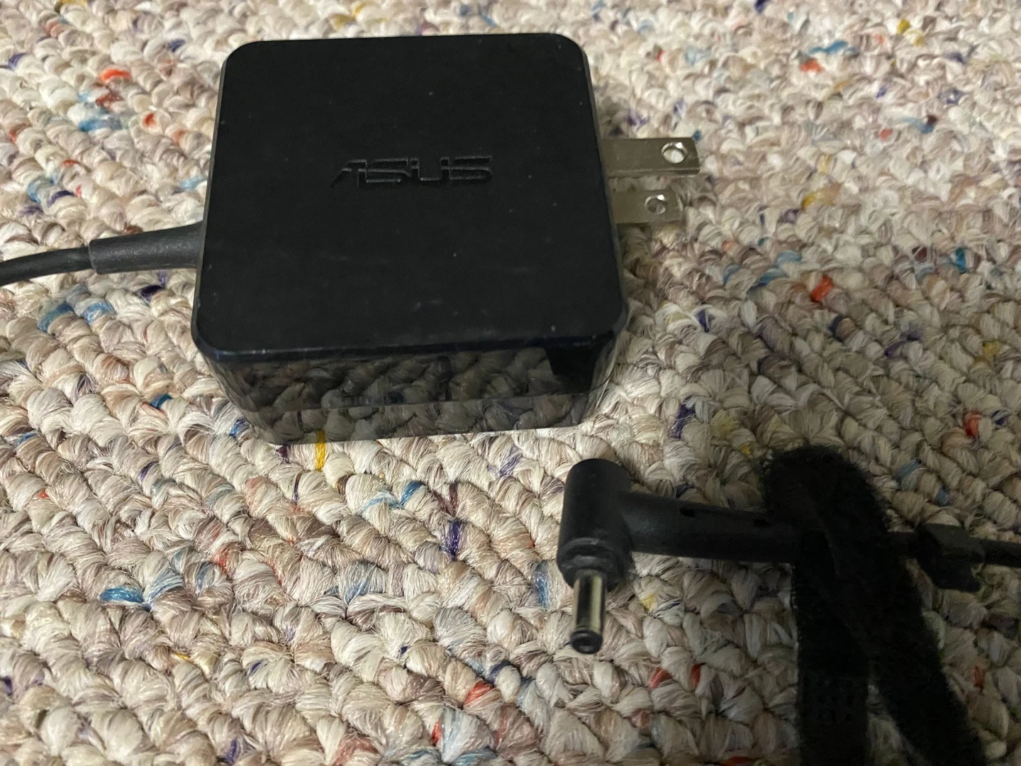 ASUS Laptop Charger - photo 2