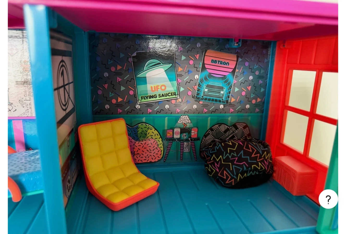 LOL Surprise! Dollhouse with Accessories and Dolls - photo 3