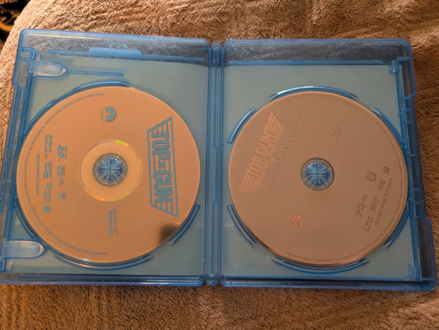 Top Gun Limited 3D Edition Blu-ray + Digital Copy - photo 3