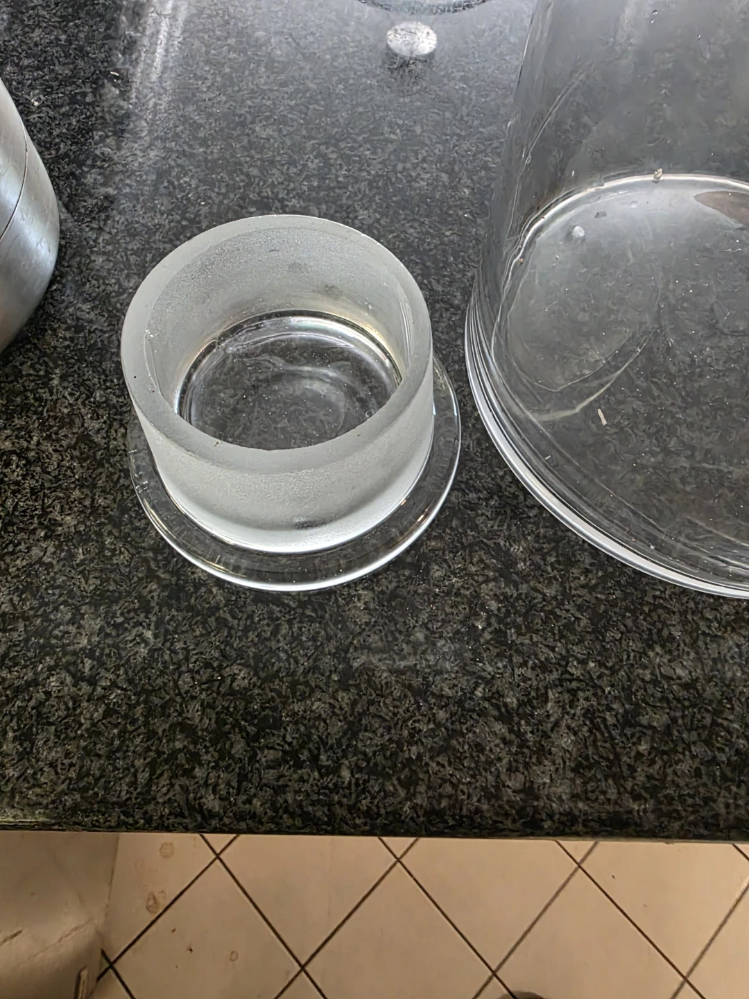 Large Regent jar with glass stopper - photo 3