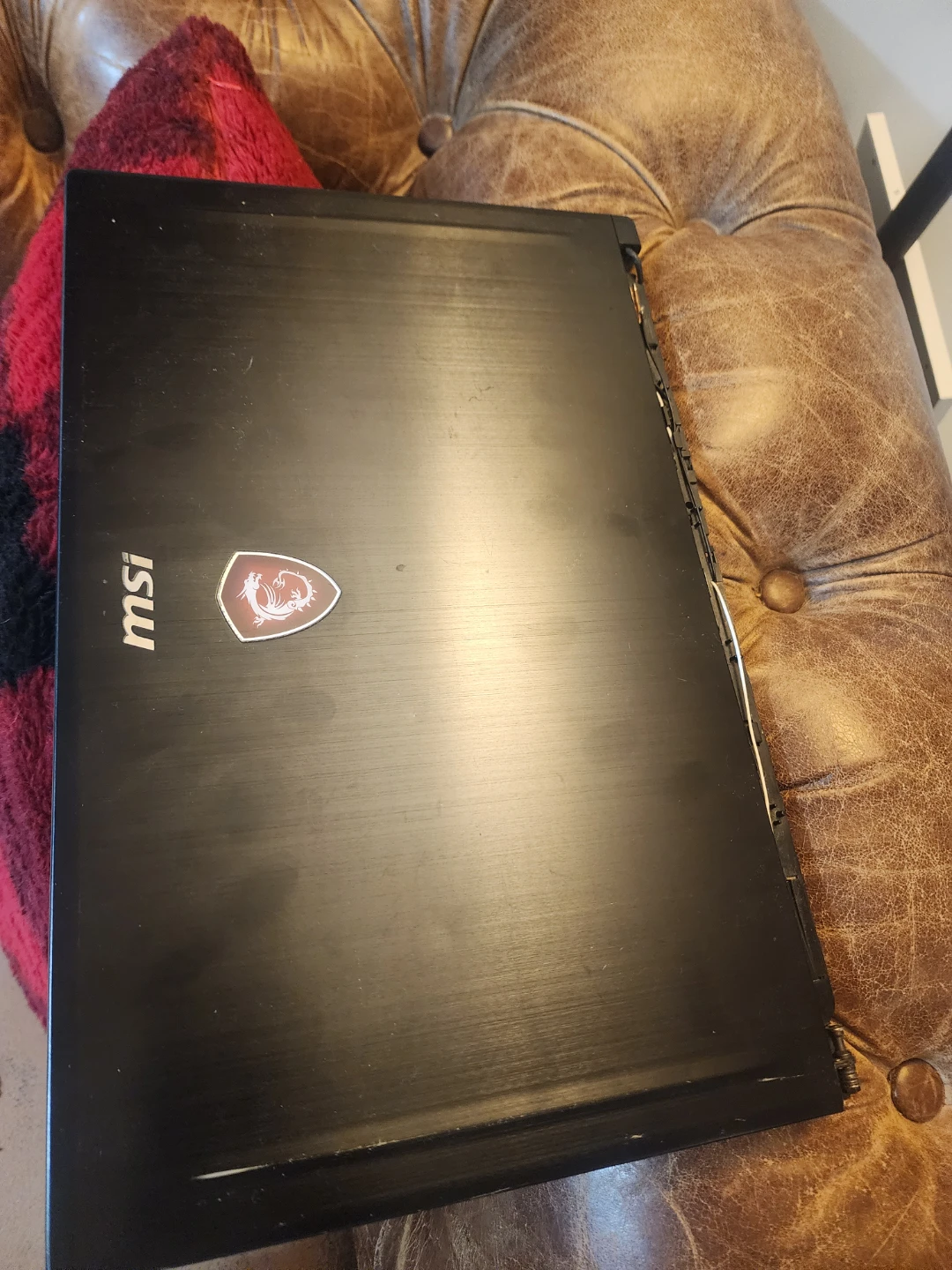 MSI GS63 7RD Stealth Gaming Laptop (Perfect Desktop Setup)