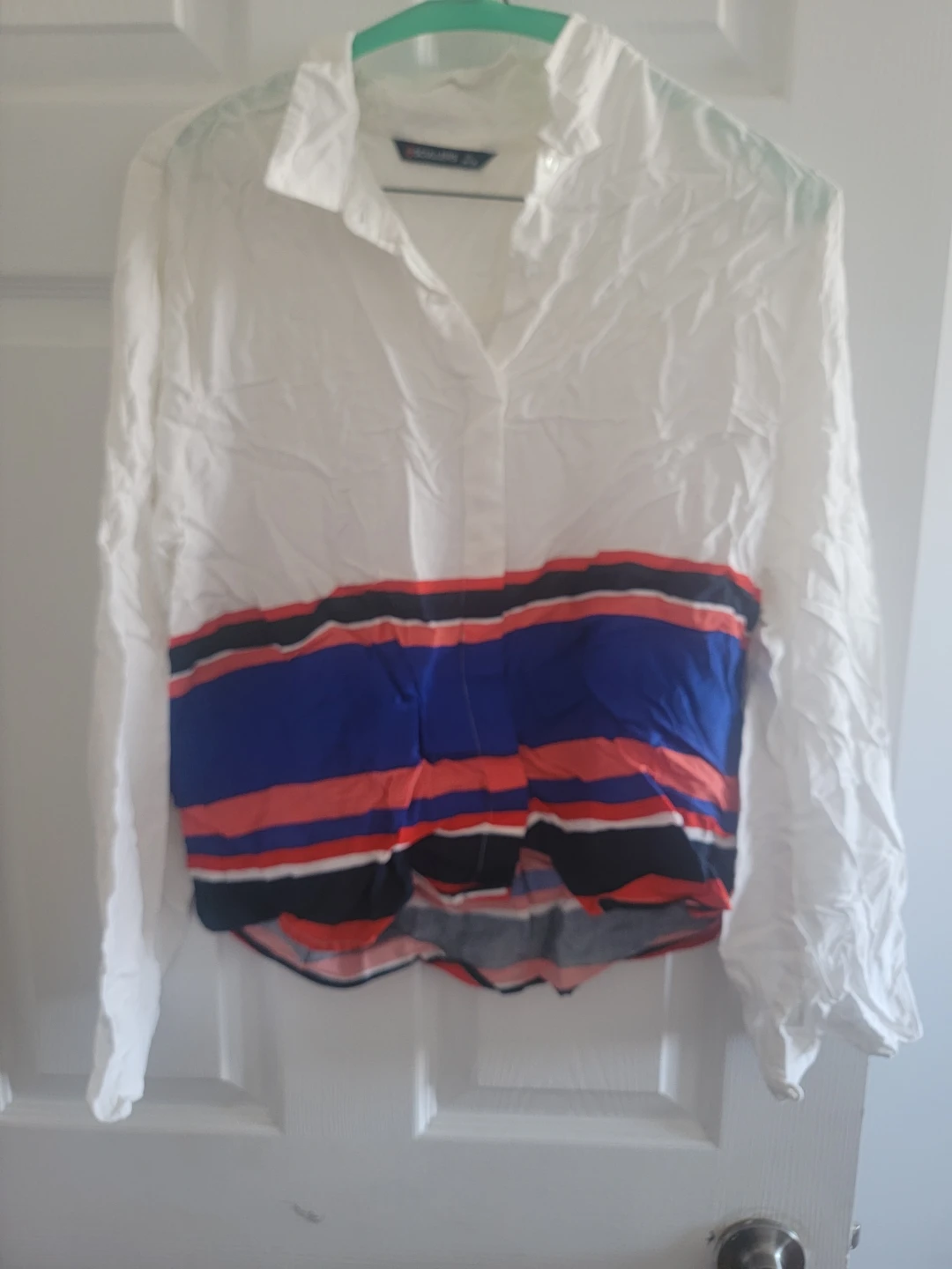 White and Stripe Button-Up Shirt Large/XL