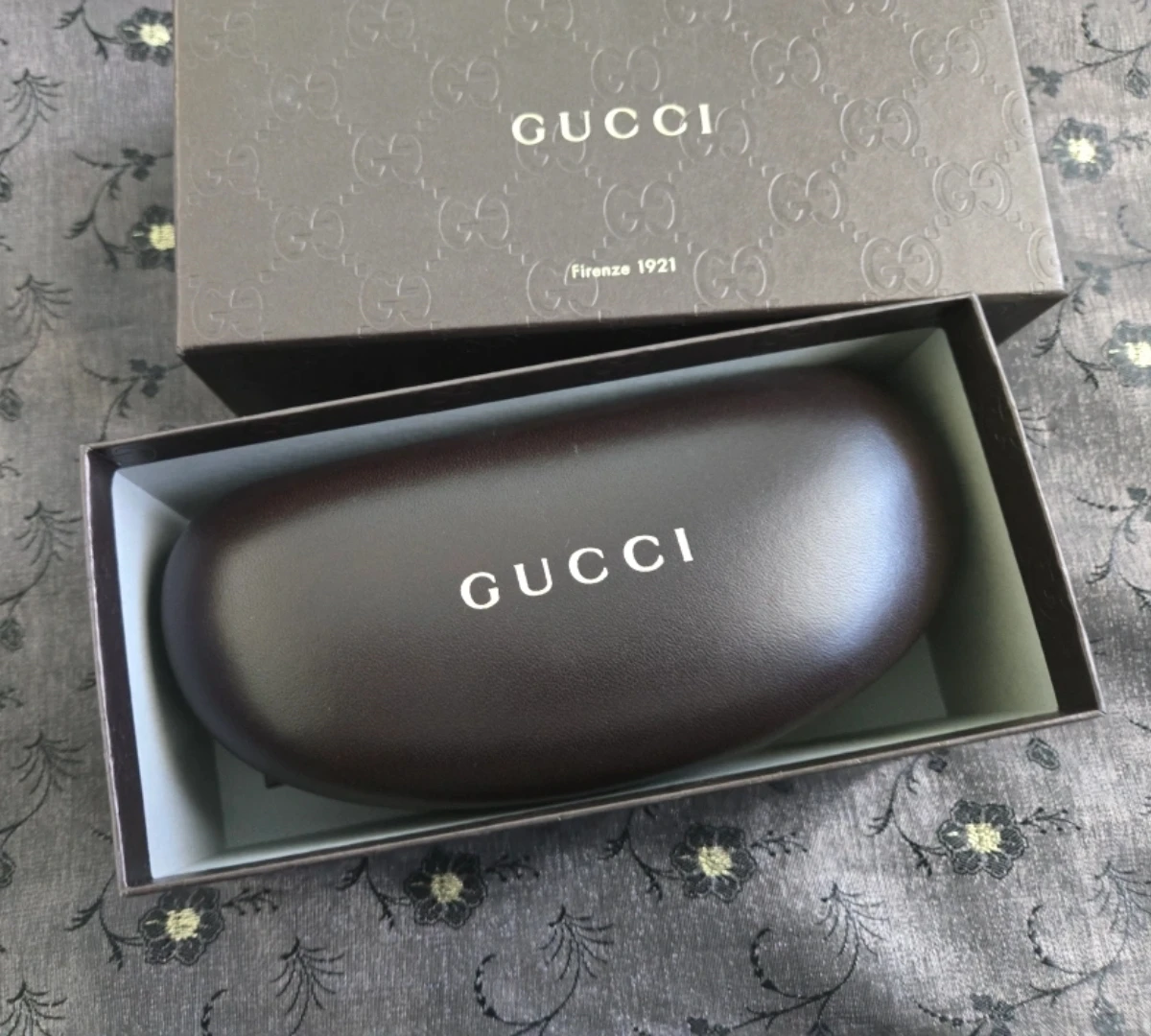 Gucci Sunglasses Case with Box - photo 2