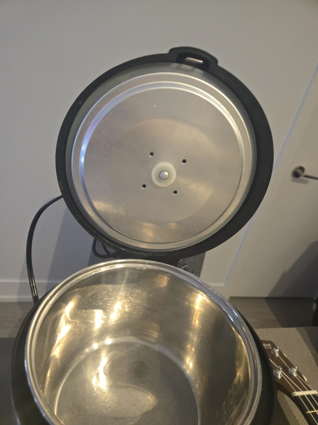 Sunpentown Rice Cooker