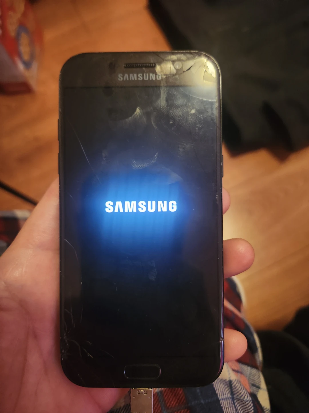 Black Samsung Cell Phone galaxy a5 - photo 3