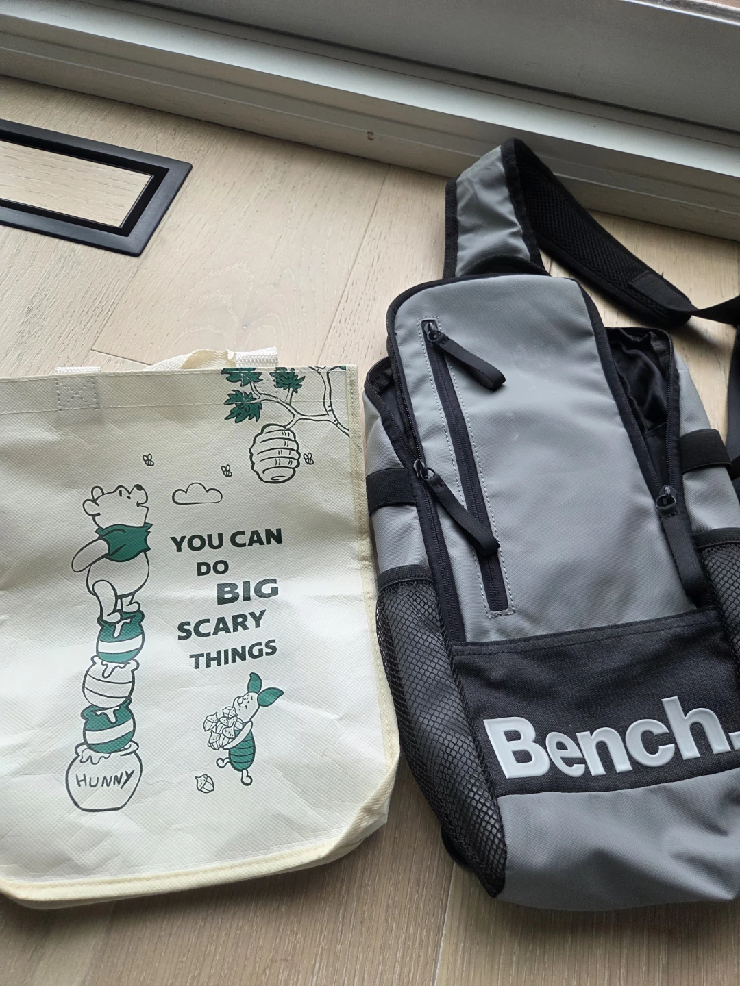 Bench Grey Sling Bag, Tote Bag & Padded Sleeve - photo 2