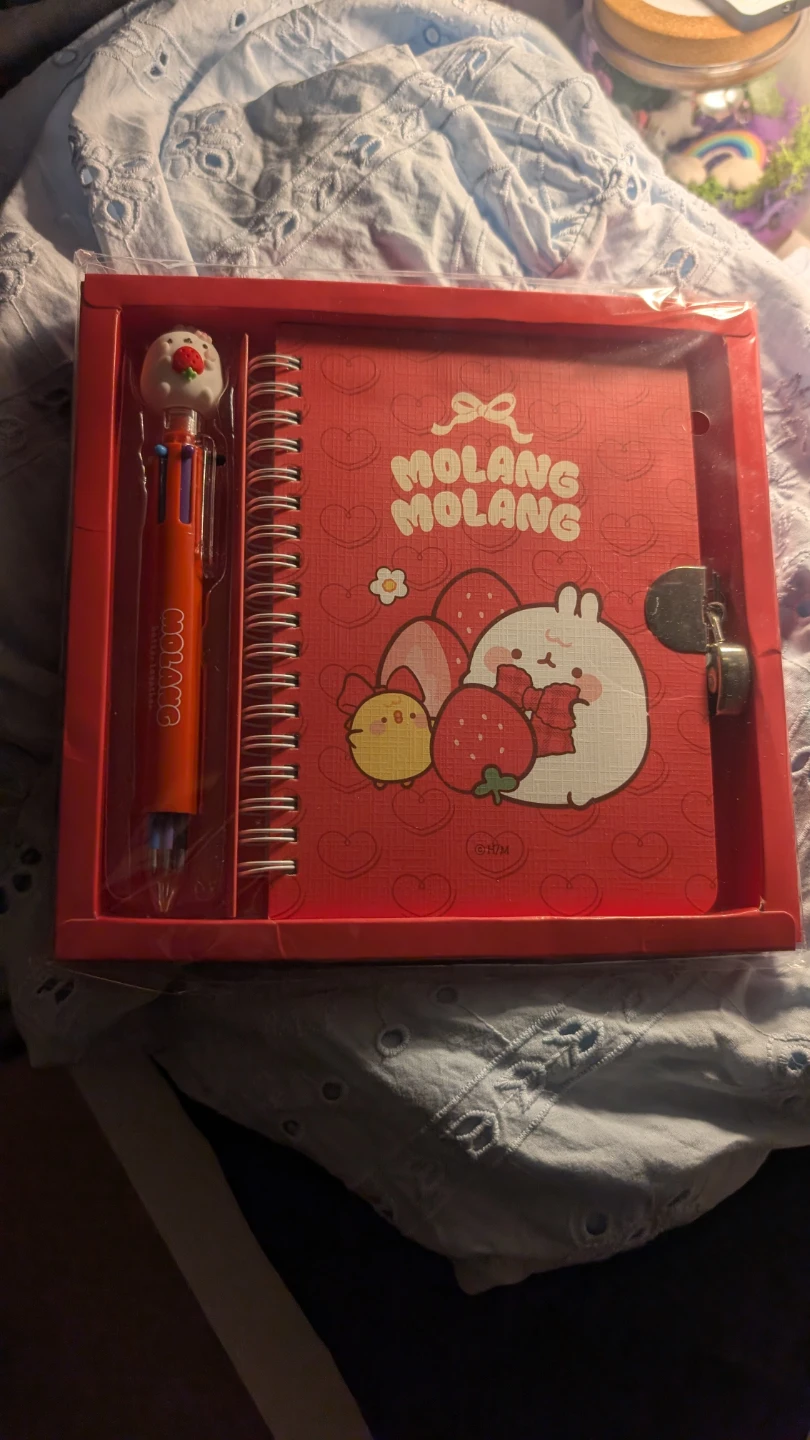 Molang Journal and Multi-color Pen Set