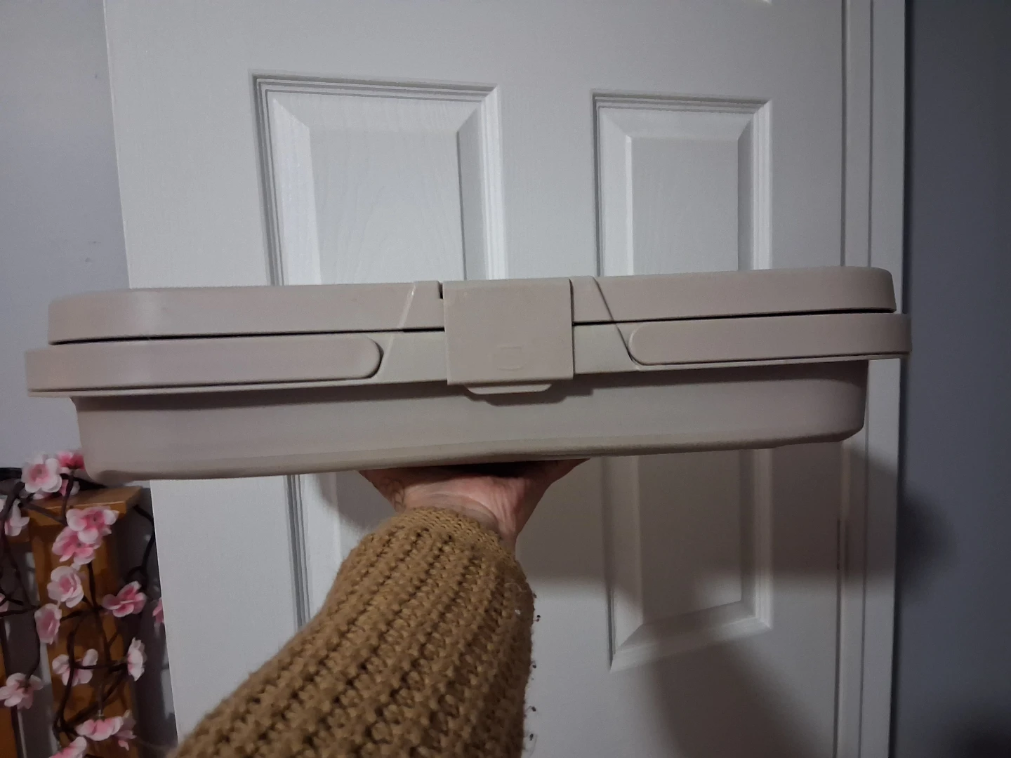 Folding Picnicking Cooler/Lap Desk - photo 4
