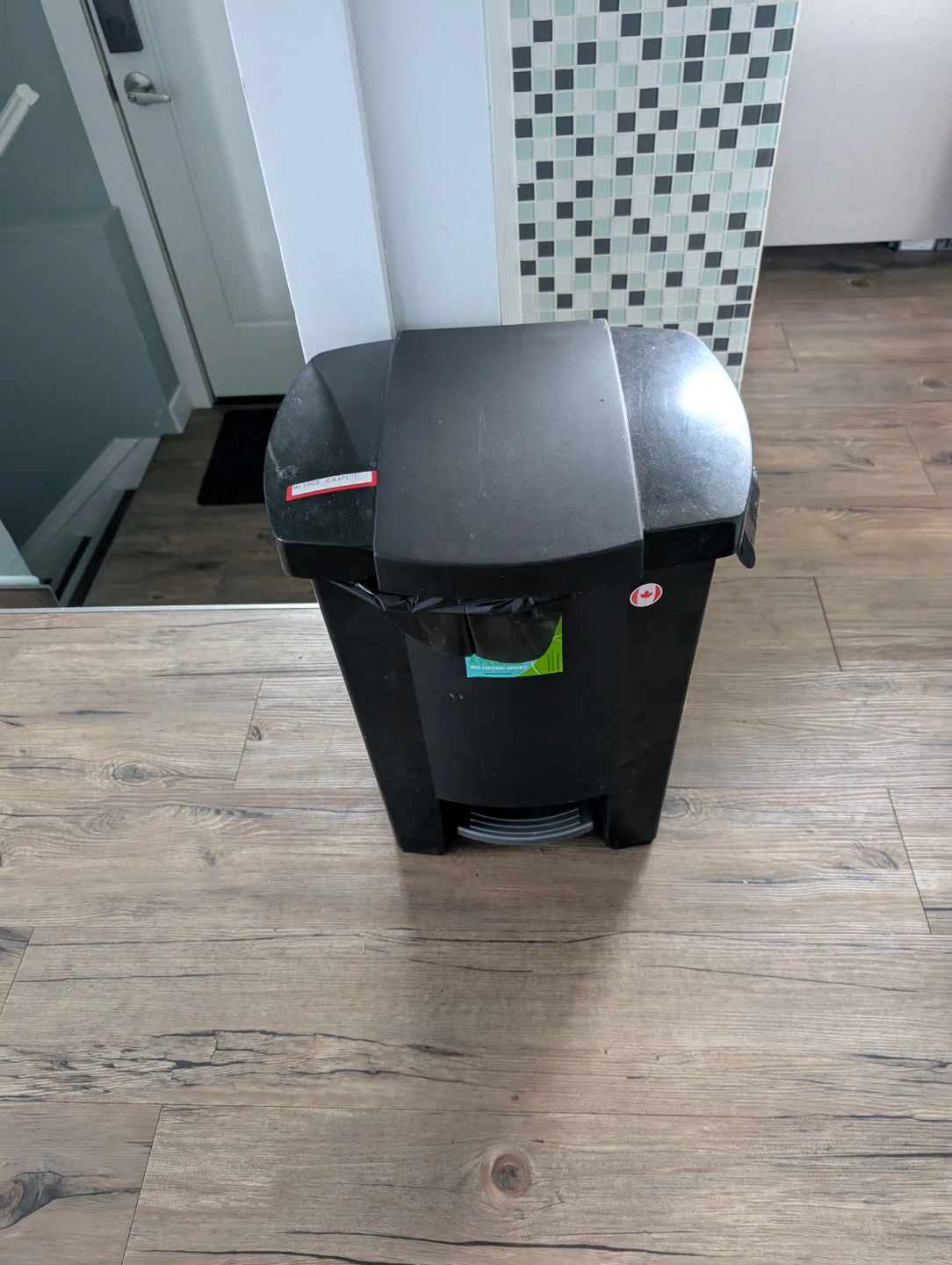Pedal Garbage Bin