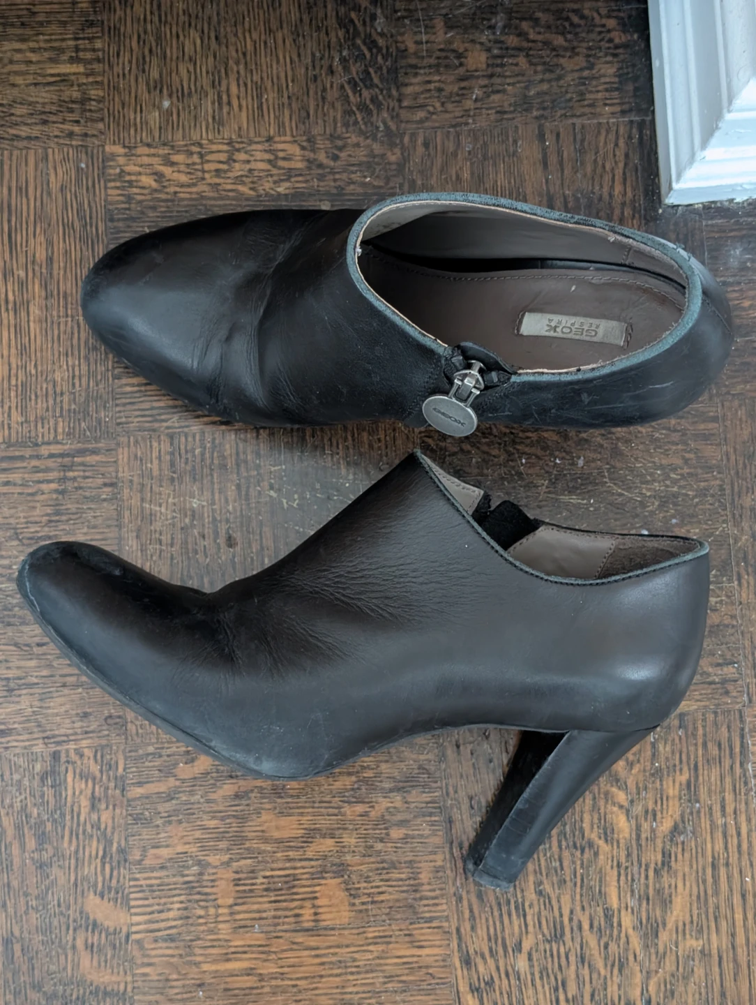 Black Leather Heel Ankle Booties