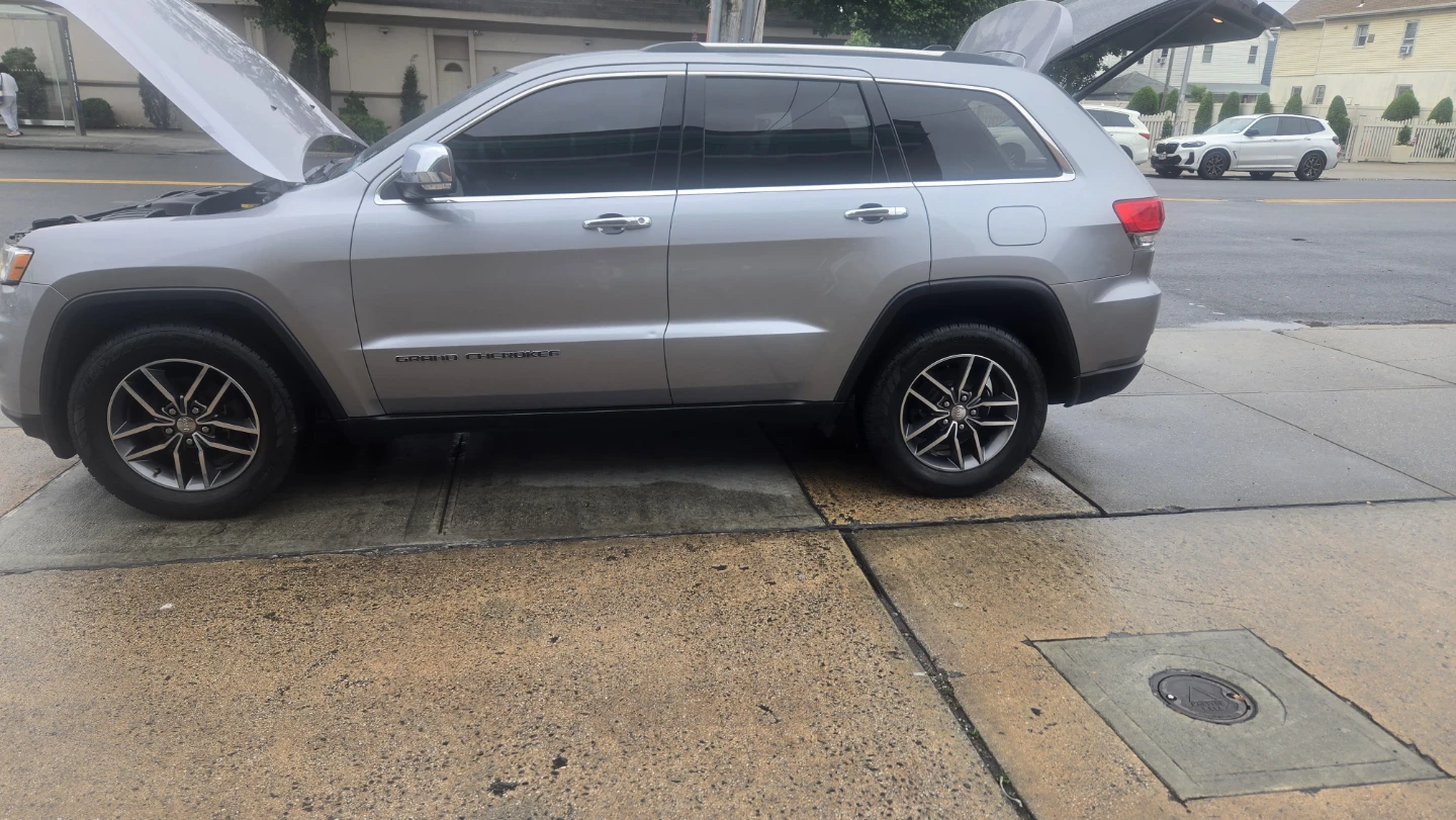 Jeep Grand Cherokee Key Fob - photo 2