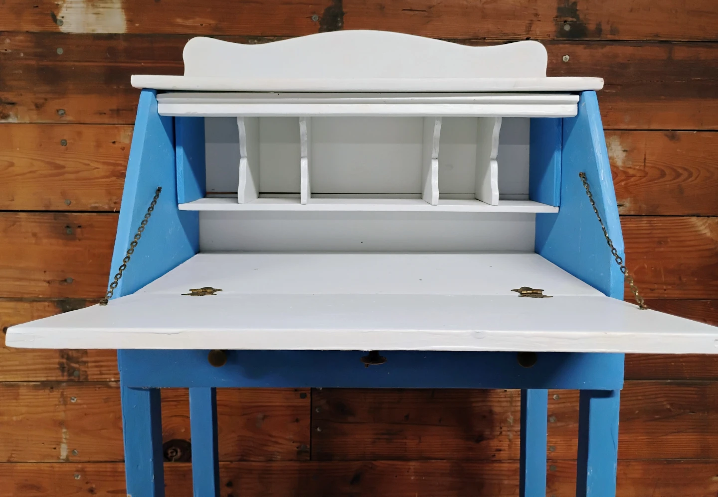 CHILD'S DESK WITH DROP FRONT - photo 2