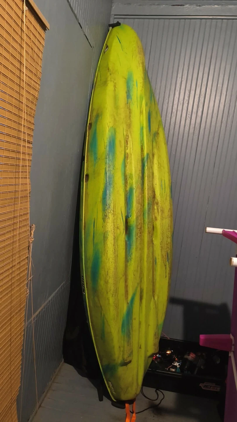 Sun Dolphin "Boss 10" Kayak - photo 2