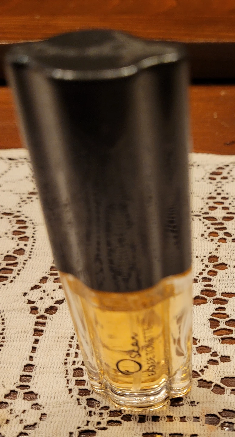 Oscar de la Renta Eau de Toilette - photo 2