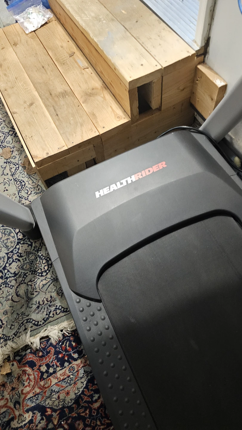 HealthRider Treadmill - photo 2