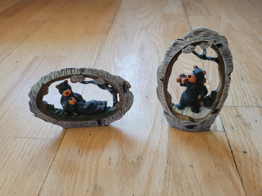 Set of 2 Bear Resin Figurines in Wood Frames