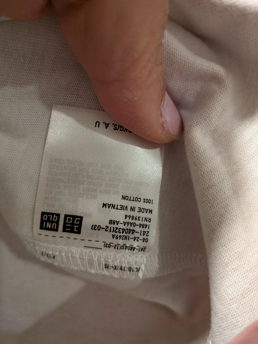 Uniqlo UT T-Shirt - photo 4