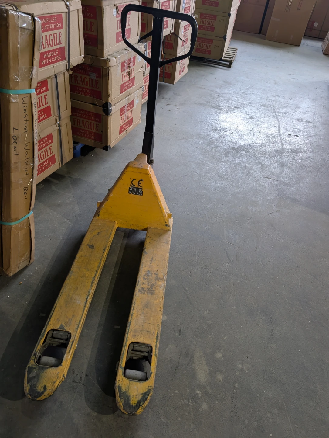 Yellow Pallet Jack 5500 lbs Capacity - photo 2