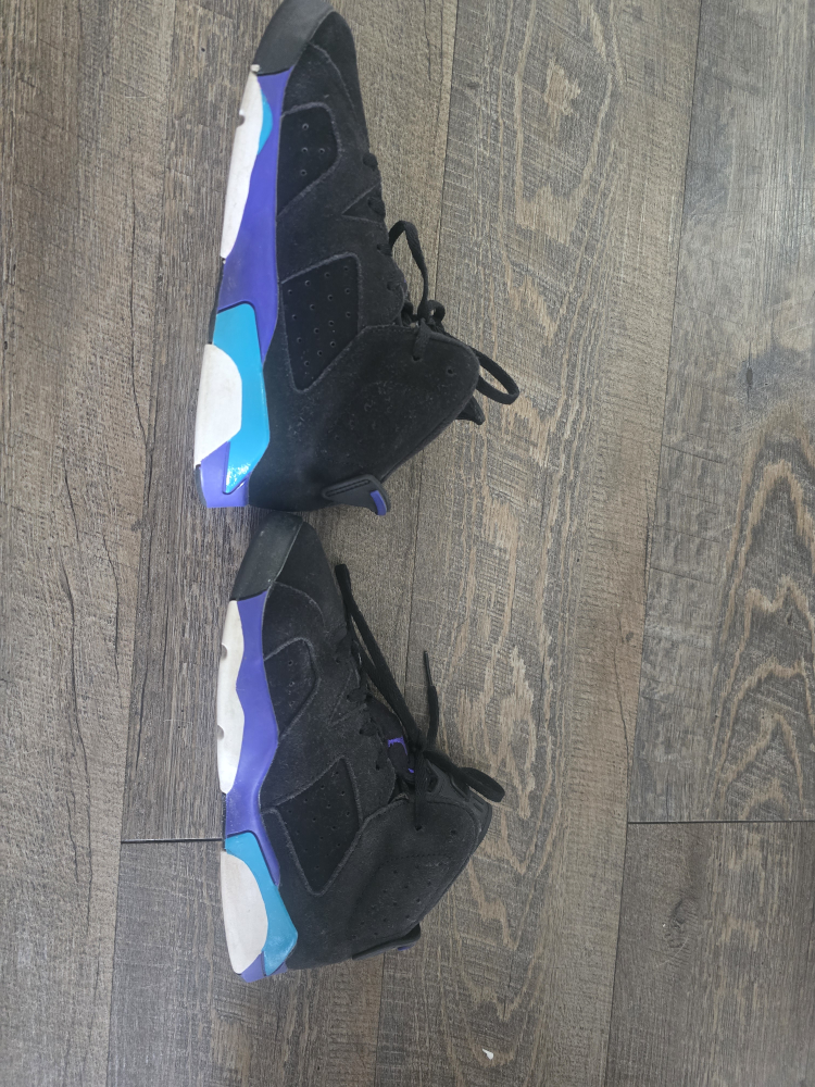 Air Jordan VI Retro Sneakers - photo 2