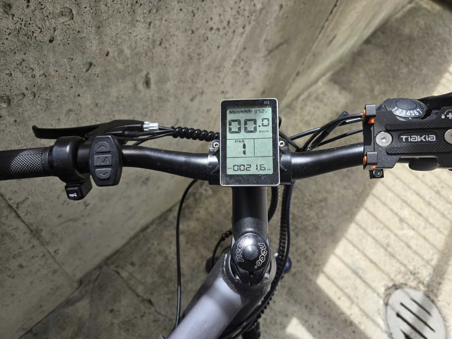MOVELO Electric Bike - photo 3