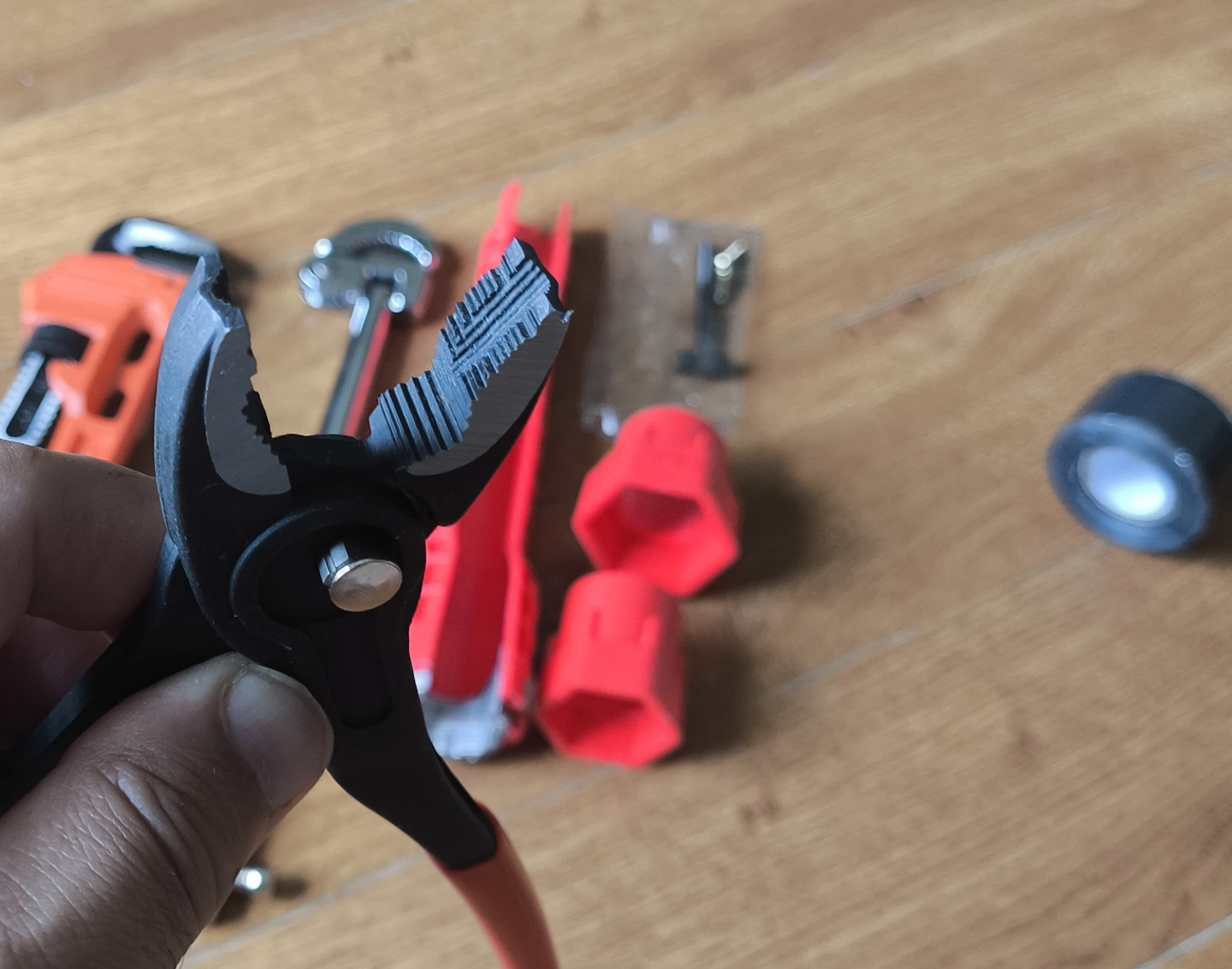 SAFE SENSE – Multi-Function Plumbing Repair Kit 🔥 - photo 4