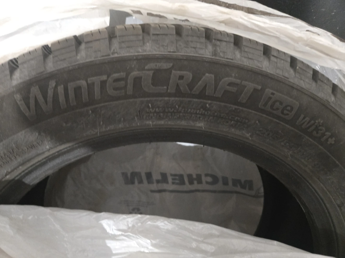 Kumho Wintercraft Ice Wi31  205/55R16 91T  4 tires only - photo 3