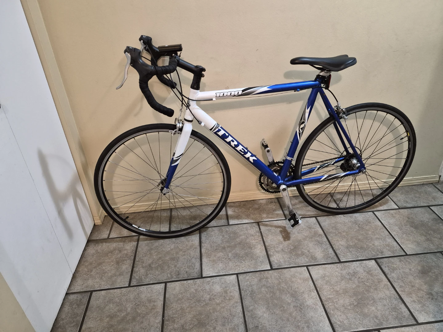 Trek Road Bike - photo 3