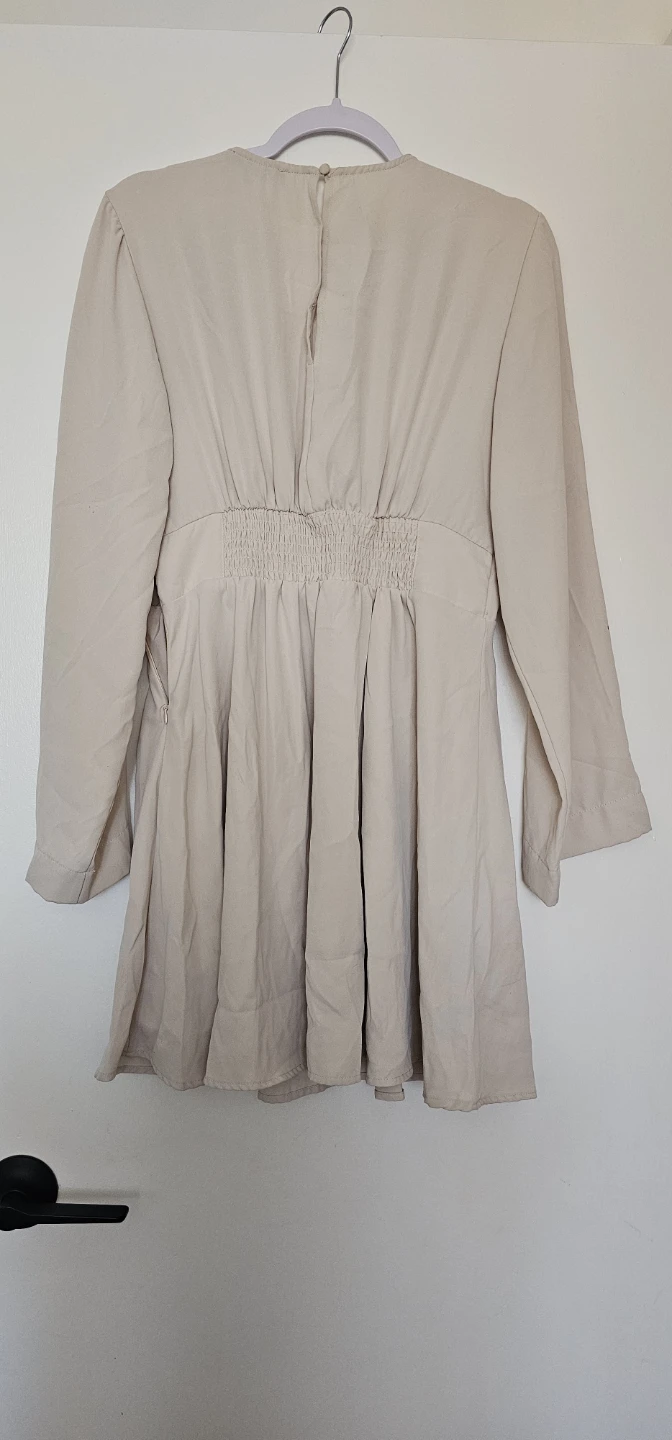 Dynamite Long Sleeve Wrap Dress - photo 2