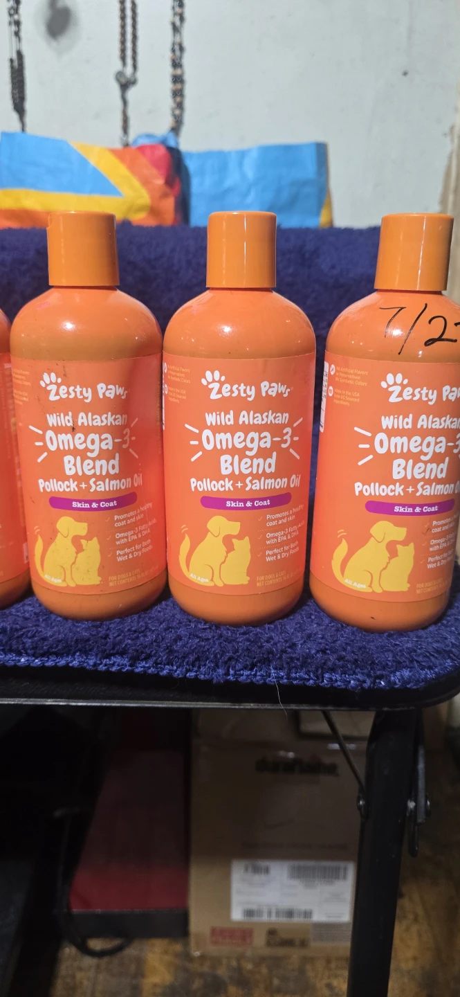 Zesty Paws Wild Alaskan Omega-3 Blend Pollock + Salmon Oil - photo 2