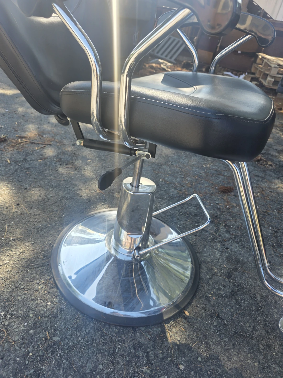 Black leather Barber Chair with Footrest - photo 5