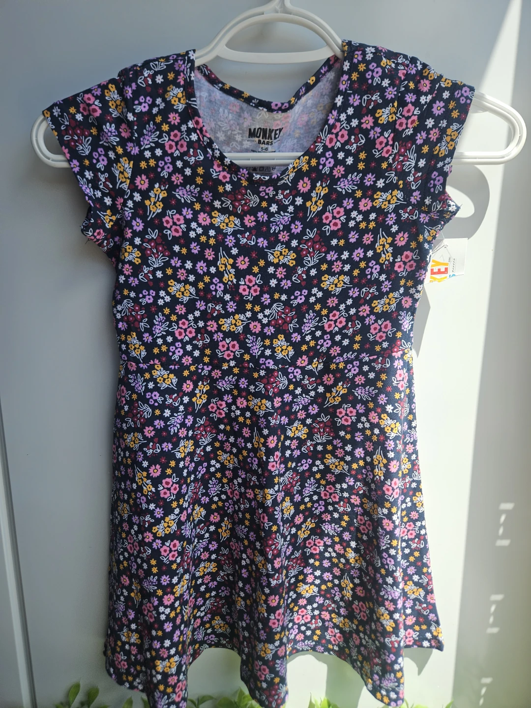 Kgn grad, Floral Dress - Size 5-6