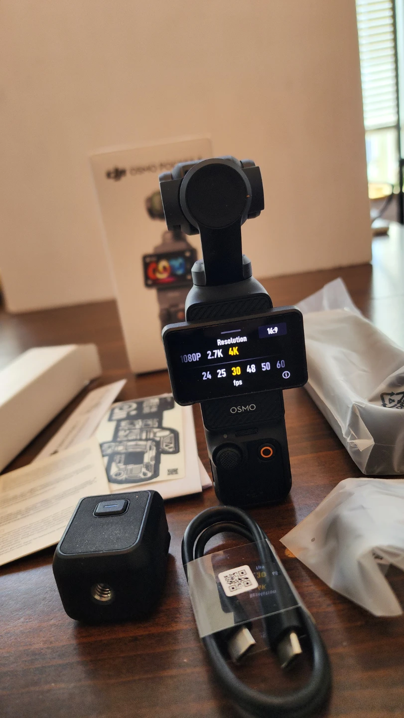 DJI Osmo Pocket 3 Standard Combo