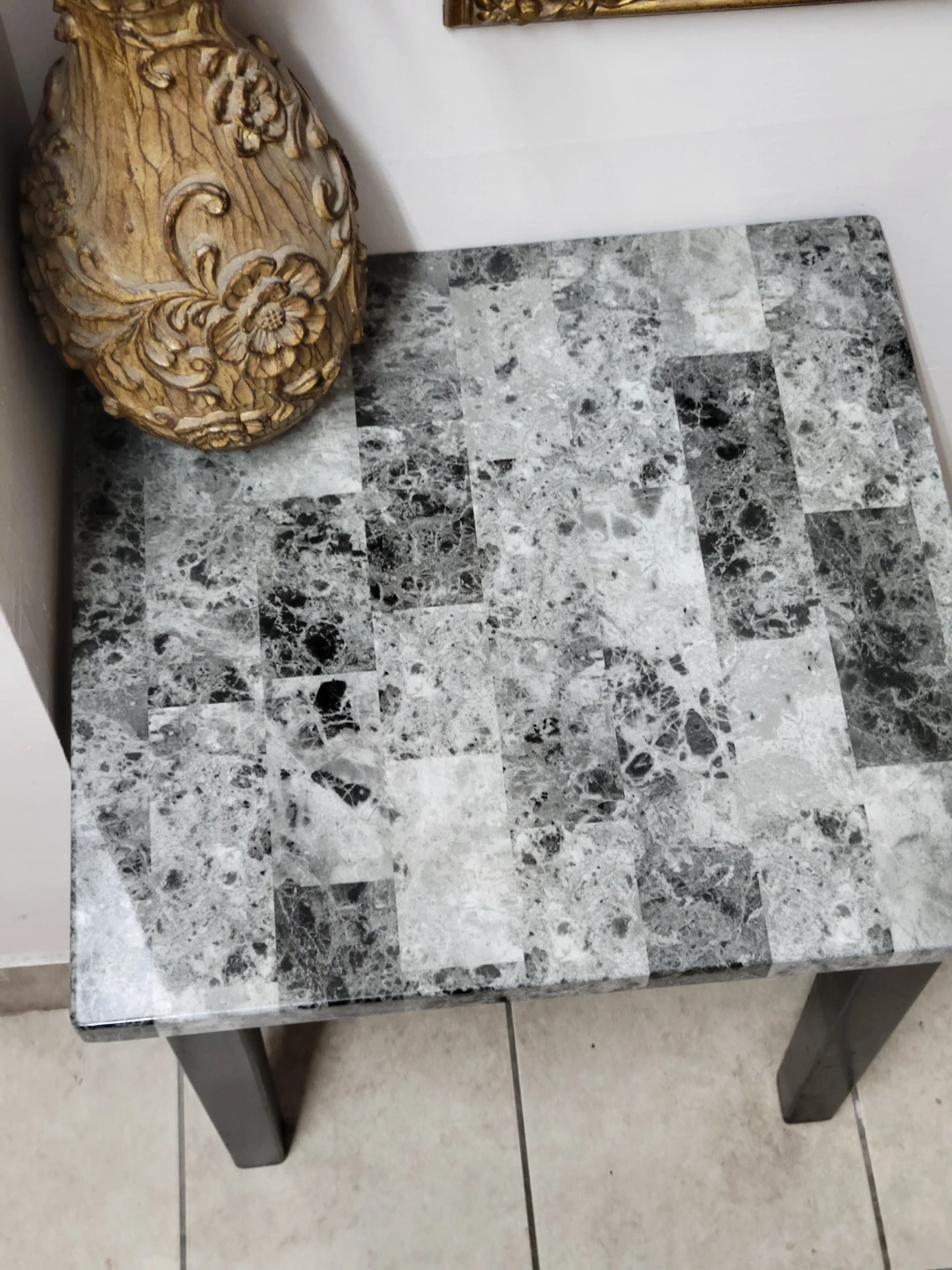 Marble pattern side table - photo 4