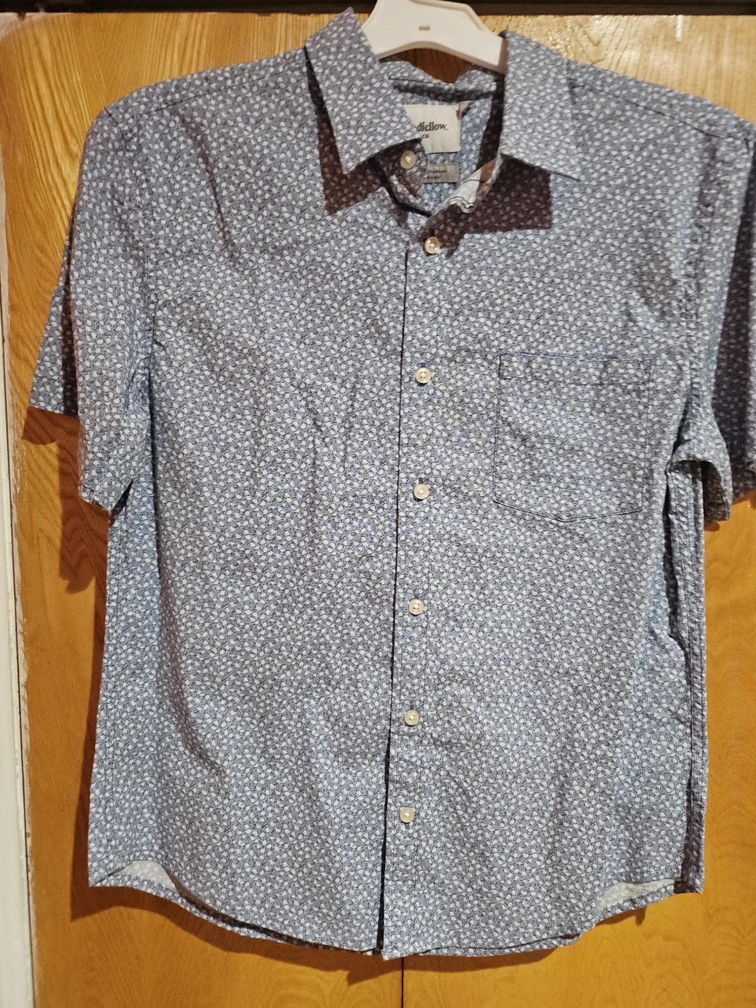 Goodfellow & Co Men's Short Sleeve Blue Floral Shirt - Size M
