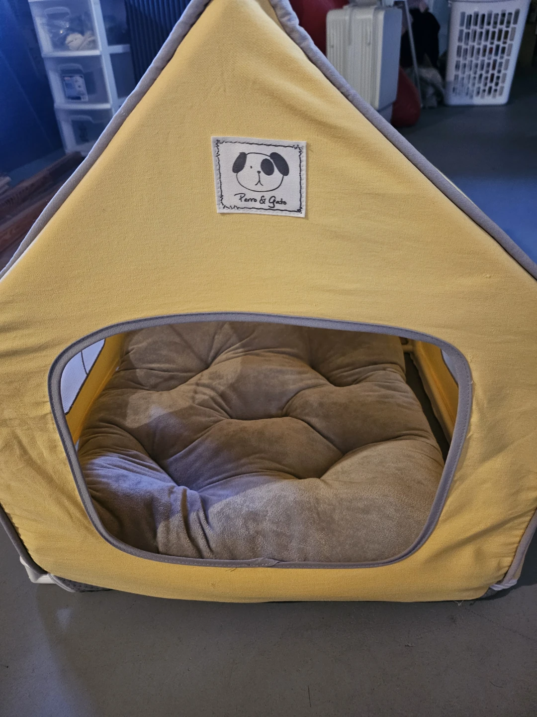 Perro & Gato Pet Bed Tent