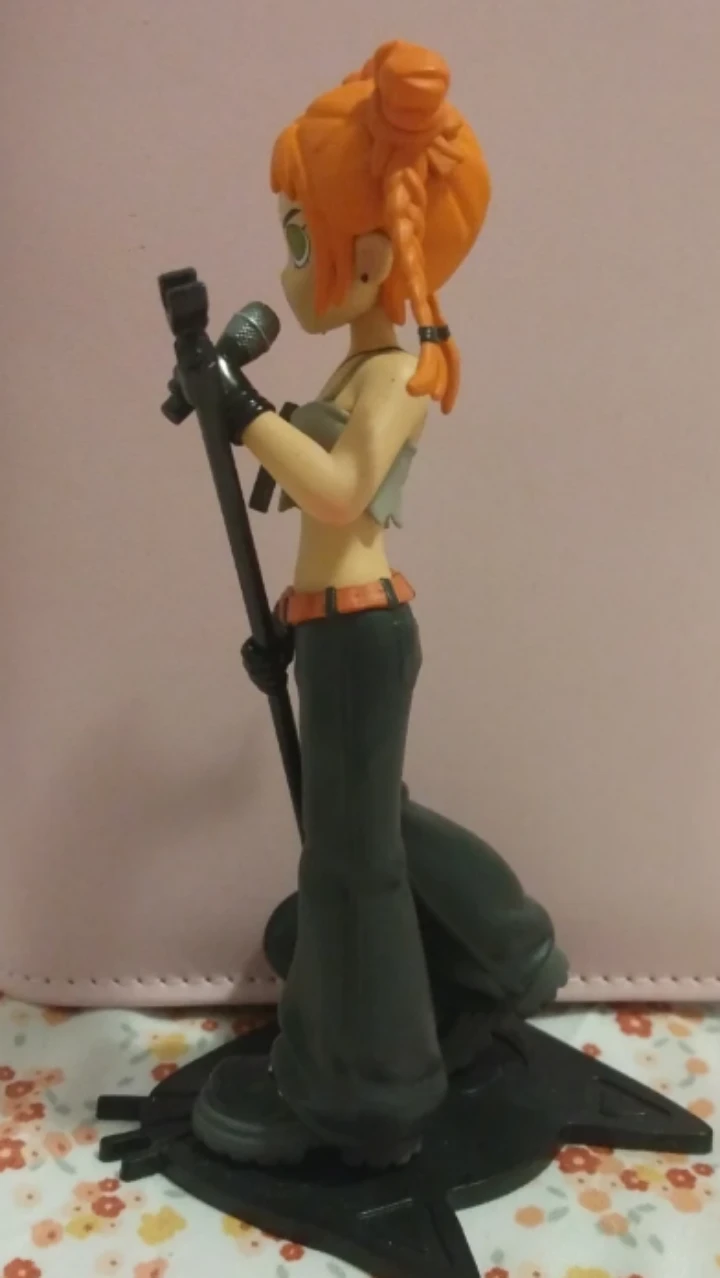 Peach Riot "RISE UP" Gigi Figurine - photo 4