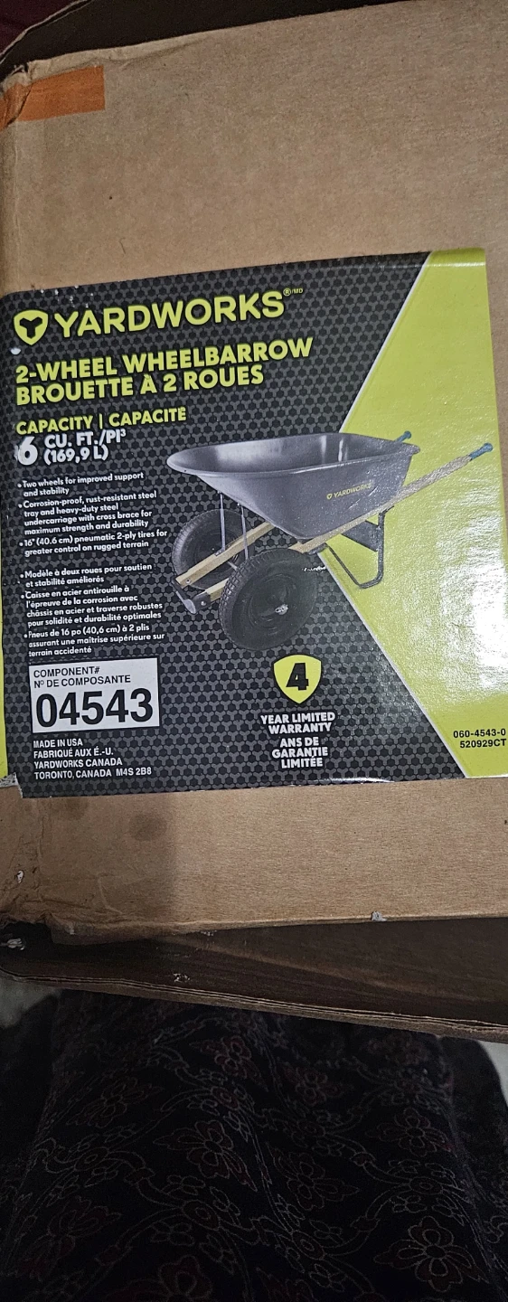 Yardworks 2-Wheel Wheelbarrow