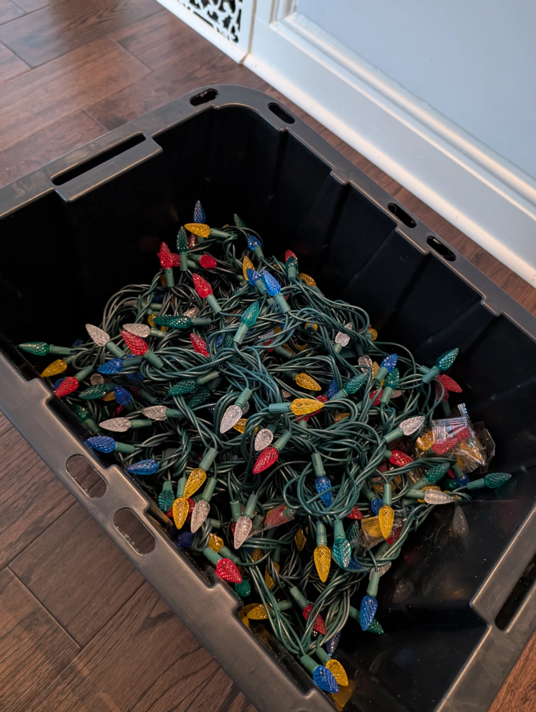 6 sets of String of outdoor Multi-Coloured Christmas Lights
